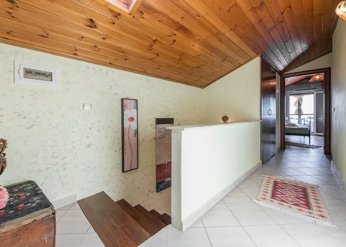 Nyaraló Mario's House Kaliráhi