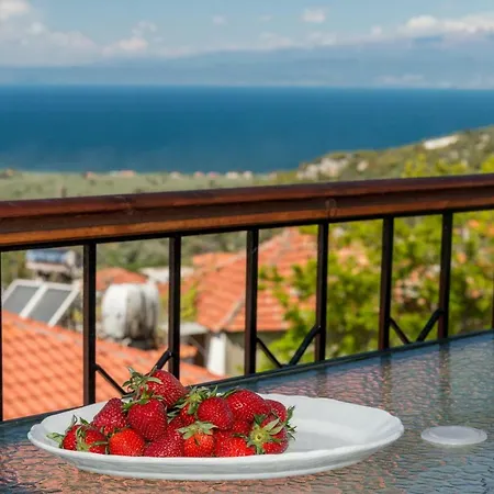 Mario's House Tatil Evi Kallirákhi
